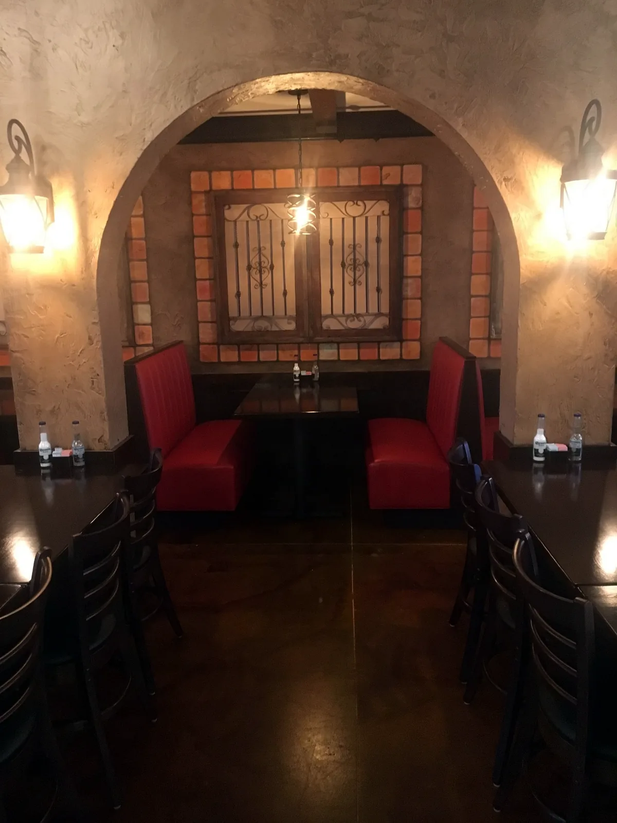 Custom Sims booths installed at Las Mesas